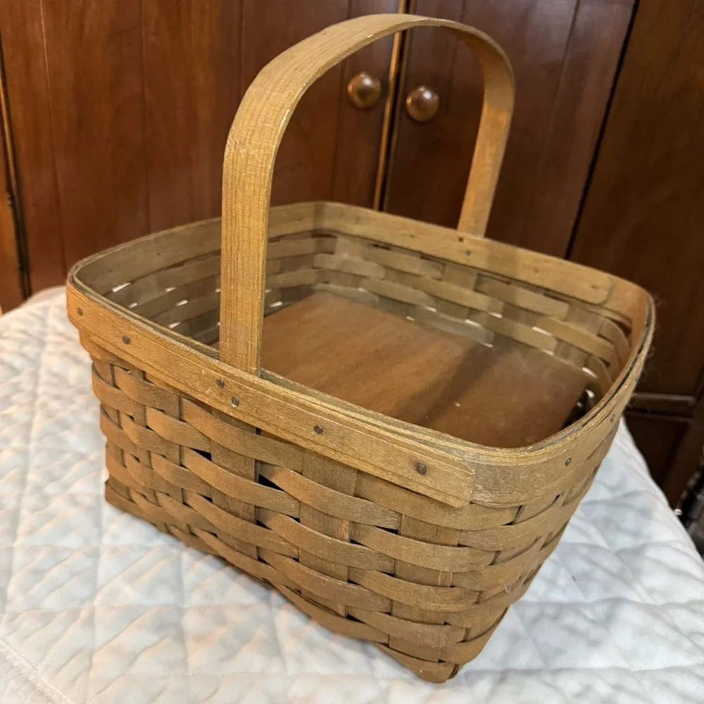 Longaberger Pie Basket with Riser Brown Woven Basket with Textured